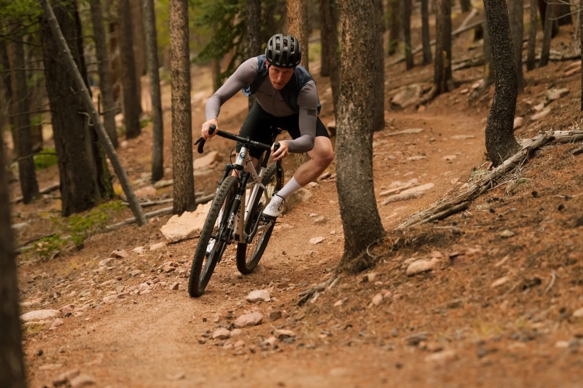 Ultimativno maraton kolo z Drop Bar krmilom Pivot Les SL Drop Bar